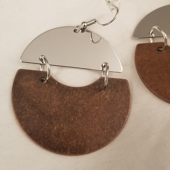 Copper & Silver Mixed Metal Earring - Picture 3 of 3